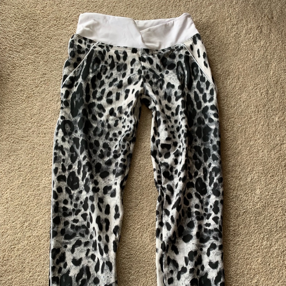 Workout pants